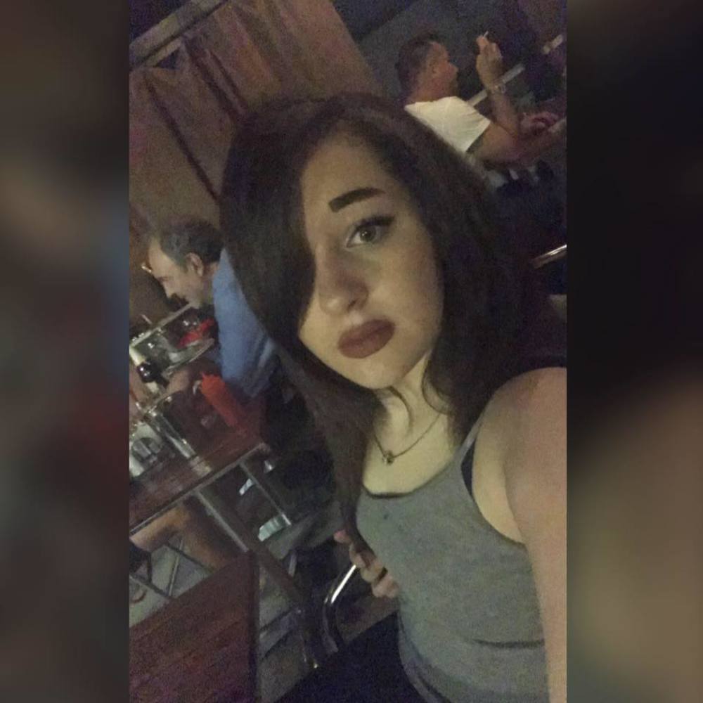 Meet your Posher, Mariana